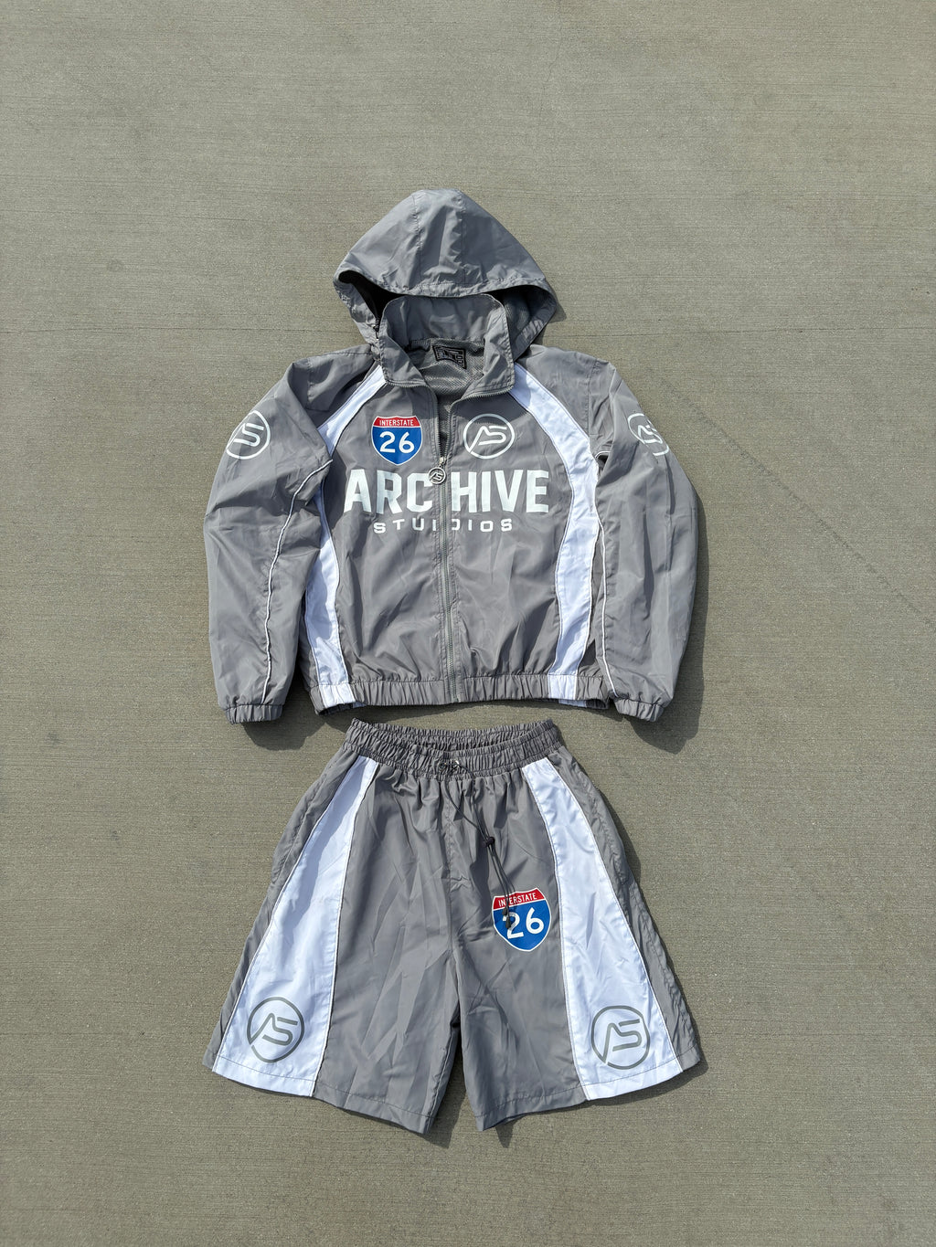 Graphite Interstate 26 Windbreaker Set
